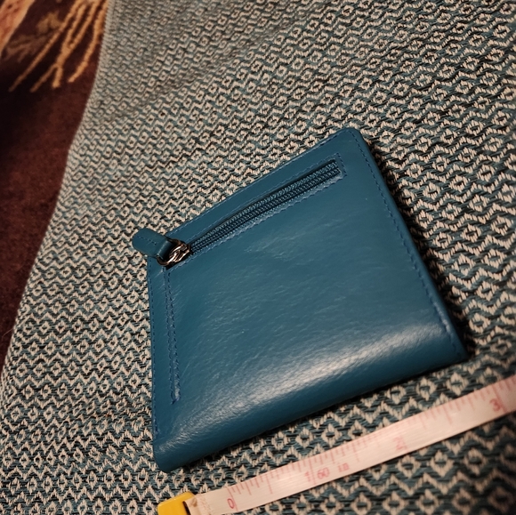 Genuine Leather RFID Wallet - Picture 2 of 3